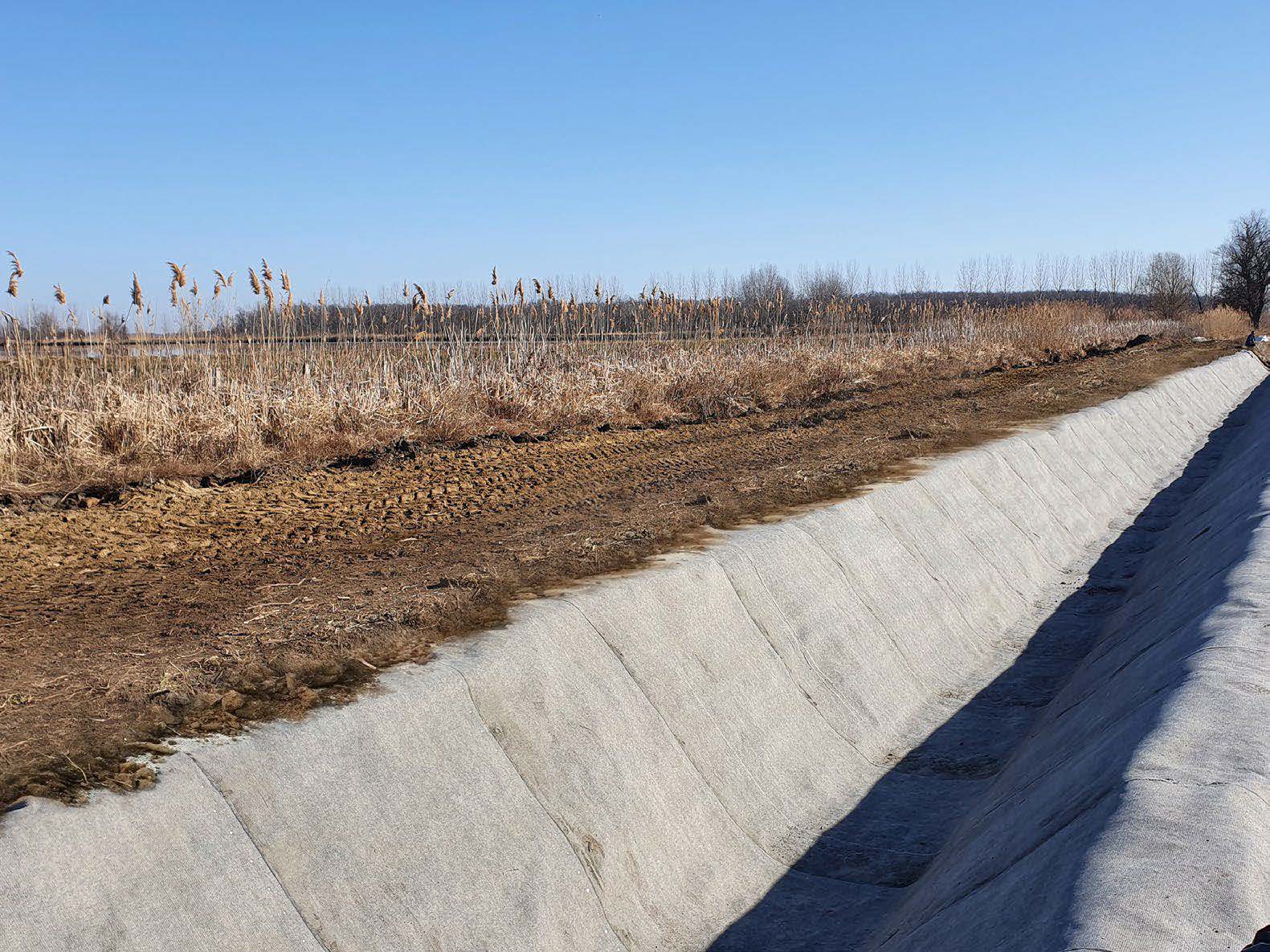 2202-CCX-Tiszafured-Canal-Lining