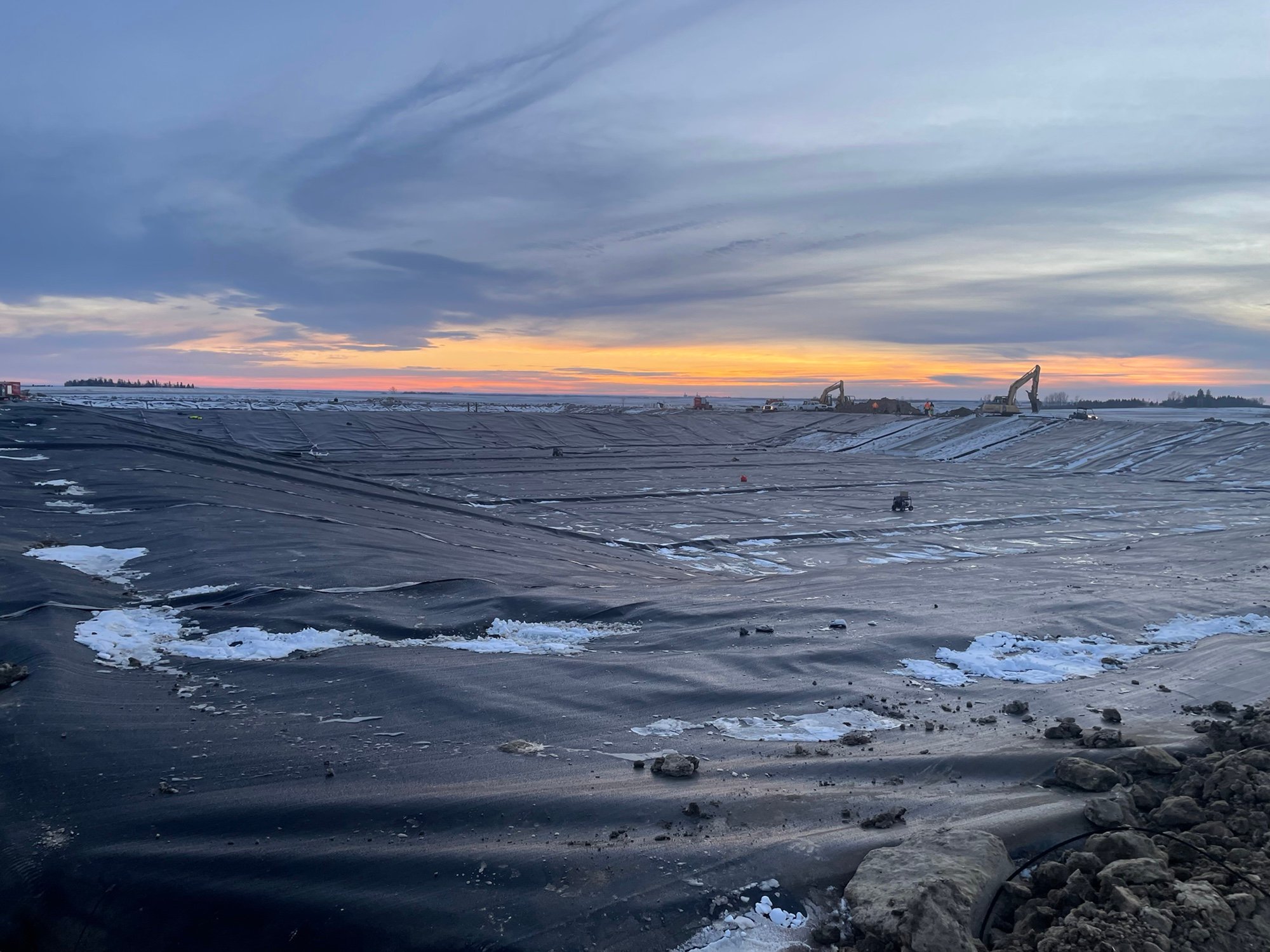 A8C85D92-0069-4A7E-BFBC-F548E512CD4D