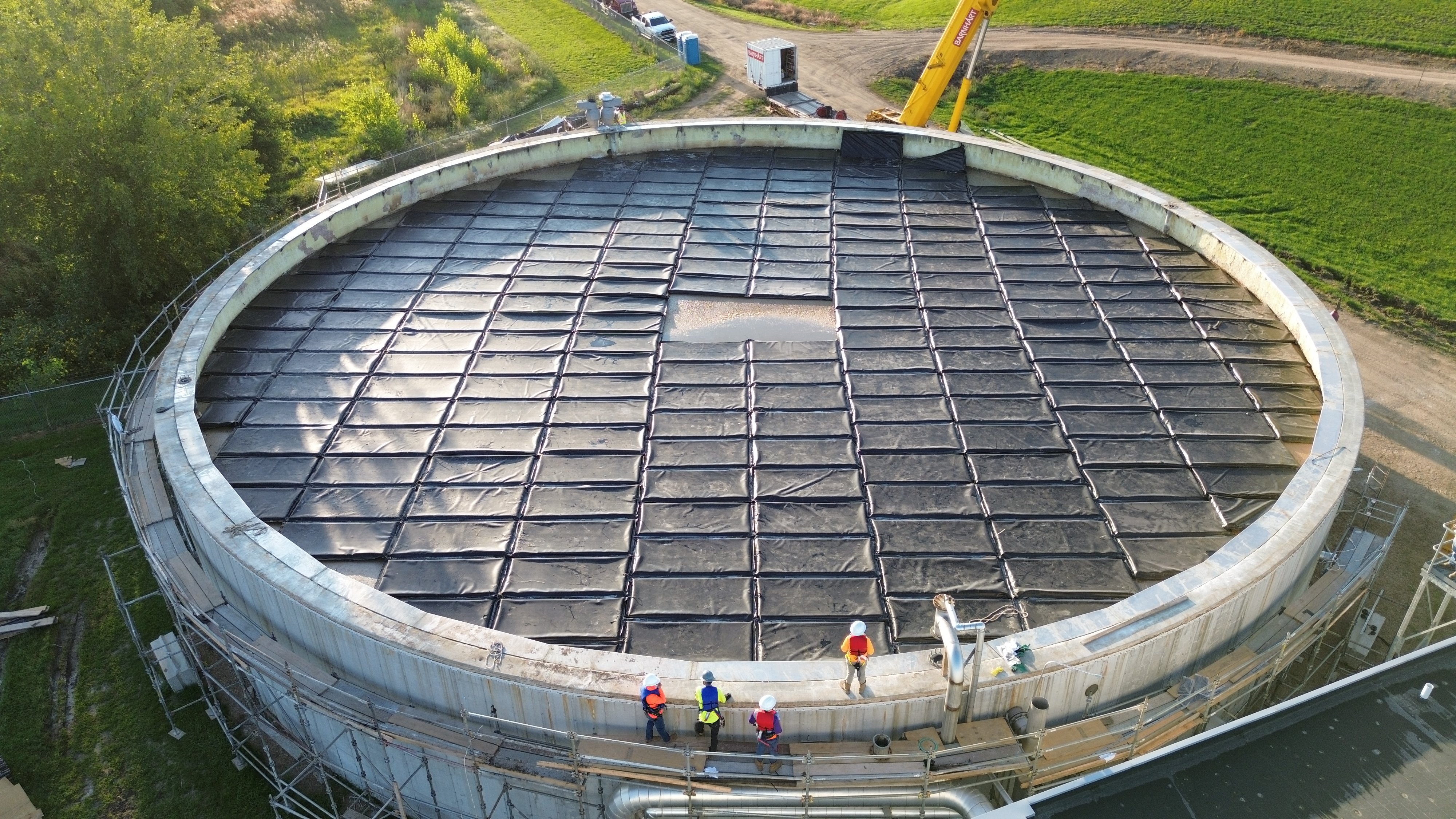 L238039_USA Lake Norden Floating Cover (1)