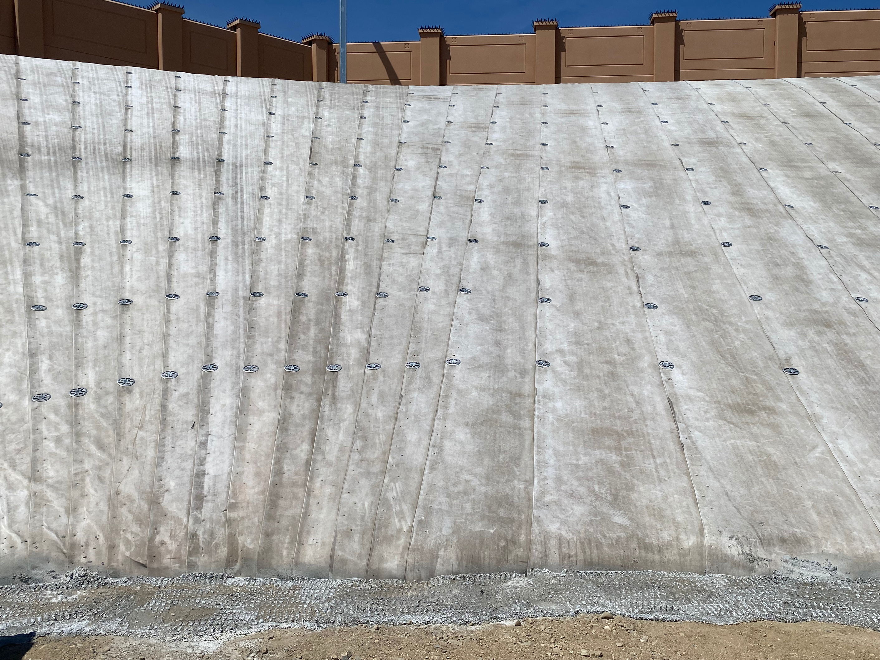 SCE-Devers_Slope-Protection2023