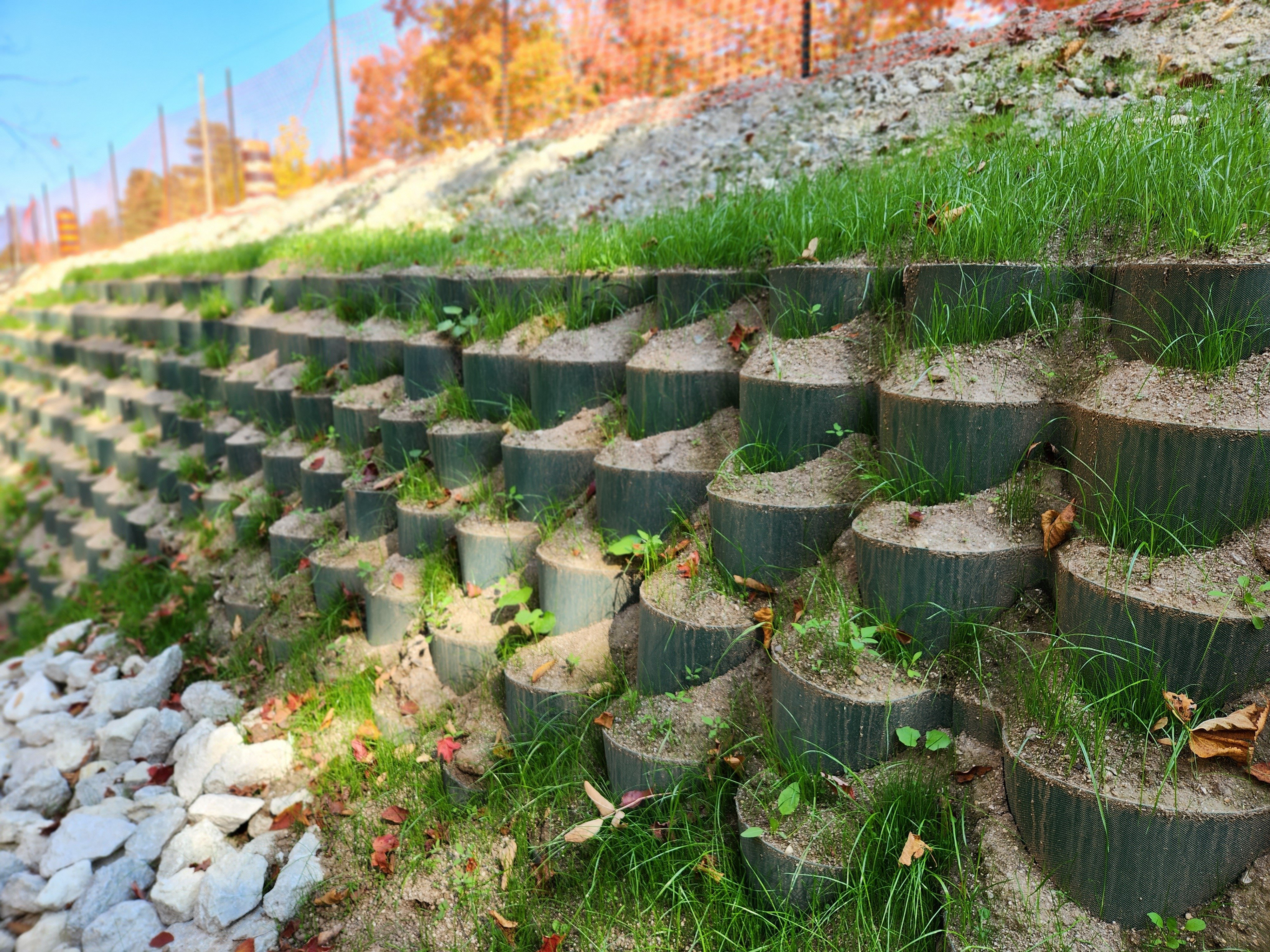 Titan Earth Slope Honey Comb System